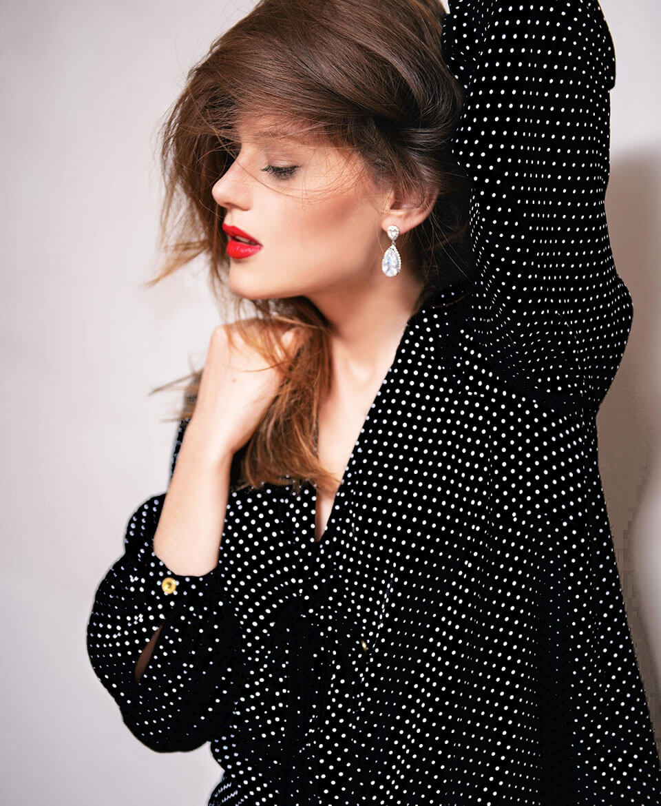 img 06 a black img 06 a black